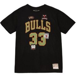 Koszulka Chicago Bulls. Czarne koszulki damskie Mitchell & Ness, bez wzorów, bez kołnierzyka, bez ramiączek. Za 318.00 zł.