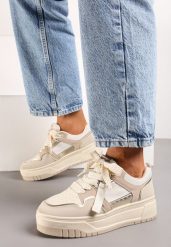 Ciemnobeżowe Sneakersy na Grubej Podeszwie z Ozdobnymi Sznurówkami i Zawieszką Xalenia. Brązowe obuwie sportowe damskie Born2be, z jeansu, bez zapięcia. Za 109.99 zł.