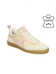 Bullboxer Skórzane sneakersy w kolorze beżowo-jasnoróżowym rozmiar: 37. Brązowe obuwie sportowe damskie Bullboxer, ze skóry, bez zapięcia. Za 232.78 zł.