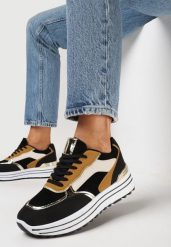 Czarne Sneakersy na Platformie z Metalicznymi Wstawkami Stovia. Czarne obuwie sportowe damskie Born2be, bez zapięcia. Za 89.99 zł.