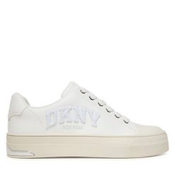 Trampki DKNY. Białe trampki damskie DKNY, bez wzorów, bez zapięcia. Za 379.99 zł.