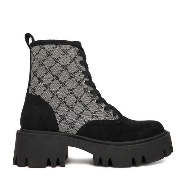 Trzewiki Nine West. Szare botki damskie Nine West, bez obcasa, na płaskiej podeszwie, bez zapięcia. Za 179.99 zł.