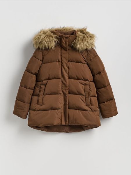 Pikowana kurtka - brązowy. Brązowe kurtki damskie Reserved, l, bez wzorów, z tkaniny, bez kaptura. W wyprzedaży za 179.99 zł.