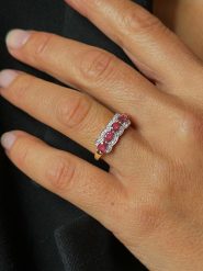 OR Carats Złoty pierścionek z diamentami i kamieniami szlachetnymi rozmiar: 52. Żółte pierścionki damskie OR Carats, z diamentem, złote. Za 1,913.99 zł.