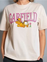 Koszulka Garfield - kremowy. Białe koszulki damskie Sinsay, l, bez wzorów, bez kołnierzyka, bez ramiączek. W wyprzedaży za 27.99 zł.
