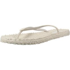 Sandały ILSE JACOBSEN CHEERFUL01 Biały. Białe sandały damskie Ilse Jacobsen, bez wzorów, z gumy, bez obcasa, bez zapięcia. Za 153.99 zł.