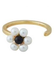 Design Letters Pozłacany pierścionek ''My Flower'' z perłami i agatem rozmiar: onesize. Żółte pierścionki damskie Design Letters, z perłą, pozłacane. Za 234.99 zł.