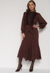 Brązowa Elegancka Sukienka z Bufiastymi Rękawami i Koronkowymi Falbankami Sewlina. Brązowe sukienki damskie Born2be, bez wzorów, z koronki, biznesowe, bez ramiączek. Za 159.99 zł.