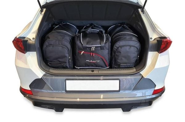 Torby Do Bagażnika Cupra Formentor 2020+ 4Szt Kjust. Czarne torby podróżne KJUST, bez wzorów, z kauczuku. Za 1,212.00 zł.