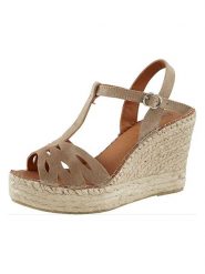 Heine Skórzane sandały w kolorze beżowo-brązowym rozmiar: 39. Brązowe sandały damskie Heine, bez wzorów, ze skóry, bez obcasa, na koturnie, bez zapięcia. Za 114.71 zł.