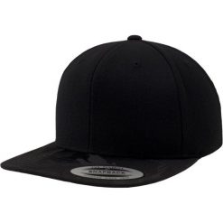 Czapka Z Daszkiem W Kamuflażu. Czarne czapki z daszkiem damskie FLEXFIT, bez wzorów, z materiału. Za 122.99 zł.