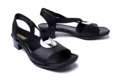 RIEKER 62662-01 black, sandały damskie. Czarne sandały damskie Rieker, bez wzorów, z gumy, bez obcasa, na obcasie, bez zapięcia. Za 231.92 zł.