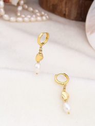 Pierres de Jade Pozłacane kolczyki z perłami rozmiar: onesize. Białe kolczyki damskie Pierres de Jade, z perłą, pozłacane. Za 75.34 zł.