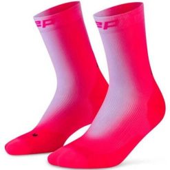 Damskie skarpety kompresyjne do połowy łydki do biegania różowe granatowe CEP. Czerwone skarpetki damskie CEP, bez wzorów, z elastanu. Za 114.00 zł.