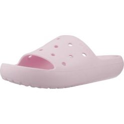 Klapki Crocs Model Classic Slide V2 Kolor Rose. Czerwone klapki damskie Crocs, bez wzorów, bez obcasa, bez zapięcia. W wyprzedaży za 109.00 zł.