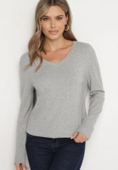 Szary Klasyczny Sweter z Dodatkiem Bawełny i Wiskozy z Dekoltem w Serek Miabellea. Szare swetry klasyczne damskie Born2be, l, z bawełny, bez kołnierzyka, plus size. Za 54.99 zł.