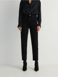 Jeansy mom fit - czarny. Czarne jeansy damskie Reserved. Za 109.99 zł.