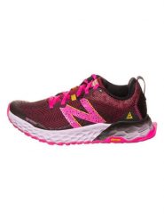 New Balance Buty "Fresh Foam Hierro v6" w kolorze czerwonym do biegania w terenie rozmiar: 37. Czerwone obuwie sportowe damskie New Balance, z materiału, bez zapięcia, do biegania. Za 139.54 zł.
