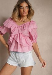 Różowa Bluzka z Falbankami i Bufiastymi Rękawami Aliviera. Czerwone bluzki damskie Renee, bez wzorów, z jeansu, eleganckie, bez kołnierzyka, bez ramiączek. Za 79.99 zł.