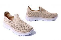 ARTIKER RELAKS 56C1011 beżowy, półbuty damskie. Brązowe półbuty damskie Artiker Relaks, na lato, bez wzorów, bez obcasa, bez zapięcia. Za 84.99 zł.