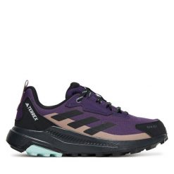 Trekkingi adidas. Fioletowe obuwie trekkingowe damskie Adidas, bez zapięcia. Za 339.99 zł.