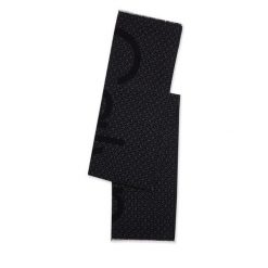 Szalik Calvin Klein. Czarne szaliki damskie Calvin Klein, bez wzorów. Za 369.99 zł.