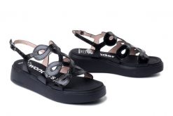 WONDERS A-4503 negro, sandały damskie. Czarne sandały damskie Wonders, bez wzorów, bez obcasa, bez zapięcia. Za 569.90 zł.