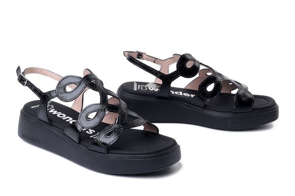 WONDERS A-4503 negro, sandały damskie. Czarne sandały damskie Wonders, bez wzorów, bez obcasa, bez zapięcia. Za 398.93 zł.