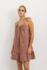 SUKIENKA DEMI KONIAK One size - Flawless. Sukienki damskie Flawless, bez wzorów, klasyczne, bez ramiączek. Za 72.00 zł.