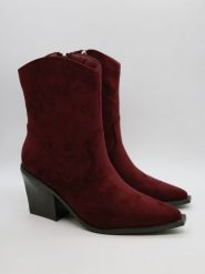 Bellucci Botki w kolorze bordowym rozmiar: 38. Czerwone botki damskie Bellucci, eleganckie, bez obcasa, bez zapięcia. Za 165.99 zł.