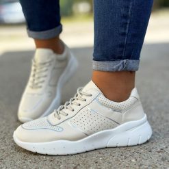 Beżowe skórzane sneakersy damskie S.Barski 22226. Brązowe obuwie sportowe damskie S.BARSKI, ze skóry, bez zapięcia. Za 159.00 zł.