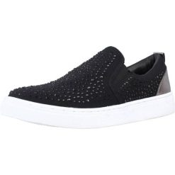 Buty LUMBERJACK SLIPON Czarny. Czarne obuwie trekkingowe damskie Lumberjack, ze skóry, bez zapięcia. Za 164.99 zł.