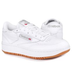 Buty damskie trampki Reebok CLUB C DOUBLE. Białe trampki damskie Reebok, bez wzorów, bez zapięcia. W wyprzedaży za 209.00 zł.