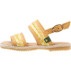 El Naturalista Sandały pleasant curry/samoa. Żółte sandały dziewczęce El Naturalista, z materiału. Za 289.00 zł.