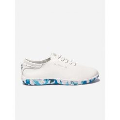 Buty sportowe damskie TBS Confort. Białe obuwie sportowe casual damskie TBS, bez zapięcia. Za 445.50 zł.