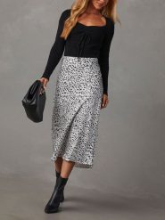 LA Angels Koszulka w kolorze czarnym rozmiar: XL. Czarne koszulki damskie LA Angels, xl, bez wzorów, prążkowane, bez kołnierzyka, bez ramiączek. Za 113.99 zł.