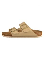 Birkenstock Klapki "Arizona" w kolorze beżowym rozmiar: 38. Brązowe klapki damskie Birkenstock, bez wzorów, z otwartym noskiem, bez obcasa, bez zapięcia. Za 369.84 zł.