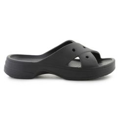 Klapki Crocs Classic Womens Cross Strap 210840-001 czarne. Czarne klapki damskie bez wzorów, bez obcasa, bez zapięcia. Za 287.57 zł.