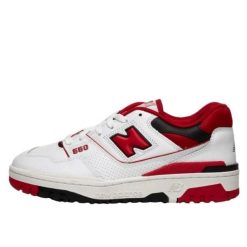 Buty do chodzenia dla dorosłych New Balance 550 White Red. Białe obuwie sportowe treningowe New Balance, trekkingowe. Za 611.00 zł.