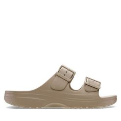 Klapki Crocs. Brązowe klapki damskie Crocs, bez wzorów, bez obcasa, bez zapięcia. Za 169.99 zł.