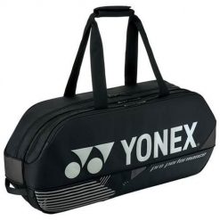 Torba sportowa unisex Yonex Pro Tournament. Czarne torby sportowe YONEX, bez wzorów, z materiału. Za 469.00 zł.
