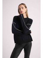 Maison Héritage Cashmere Kaszmirowy sweter w kolorze czarnym rozmiar: L/XL. Czarne swetry klasyczne damskie Maison Héritage Cashmere, l, z kaszmiru, bez kołnierzyka. Za 459.04 zł.