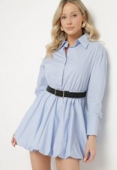 Niebieska Sukienka Koszulowa Ozdobiona Paskiem Alarinea. Niebieskie sukienki damskie Born2be, z aplikacjami, z poliesteru, biznesowe, bez ramiączek. Za 149.99 zł.