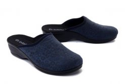 INBLU BJ-140 004 granatowy, kapcie damskie. Niebieskie kapcie damskie Inblu, z tkaniny. Za 59.99 zł.