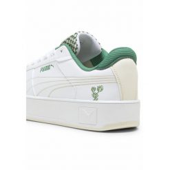 Damskie sneakersy Carina Street Blossom PUMA. Białe obuwie sportowe damskie Puma, z materiału, bez zapięcia, trekkingowe. Za 332.00 zł.
