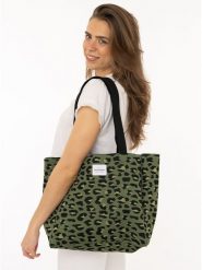 Zwillingsherz Shopper bag "Leo" w kolorze khaki rozmiar: onesize. Brązowe shopper bag Zwillingsherz, bez wzorów, z materiału, na ramię, bez dodatków. Za 104.99 zł.