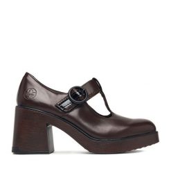 Półbuty Rieker. Brązowe czółenka damskie Rieker, bez wzorów, bez obcasa, na obcasie. Za 349.99 zł.