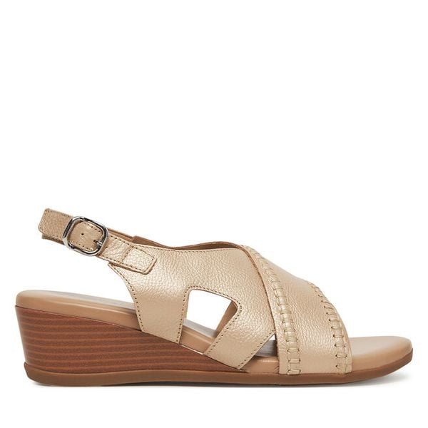 Sandały Lasocki. Brązowe sandały damskie Lasocki, bez wzorów, bez obcasa, na koturnie, bez zapięcia. Za 169.99 zł.