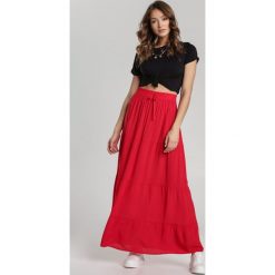 Czerwona Spódnica z Bawełny o Rozkloszowanym Kroju Kainne. Czerwone spódnice damskie Renee, na co dzień, l, bez wzorów, z bawełny, maxi. Za 79.99 zł.
