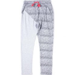 Coccodrillo - Spodnie dziecięce 122-158 cm. Spodnie dresowe dziewczęce marki FOUGANZA. Za 42.90 zł.
